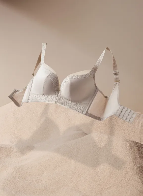 Dainty Beauty Wireless Bra 010-29989