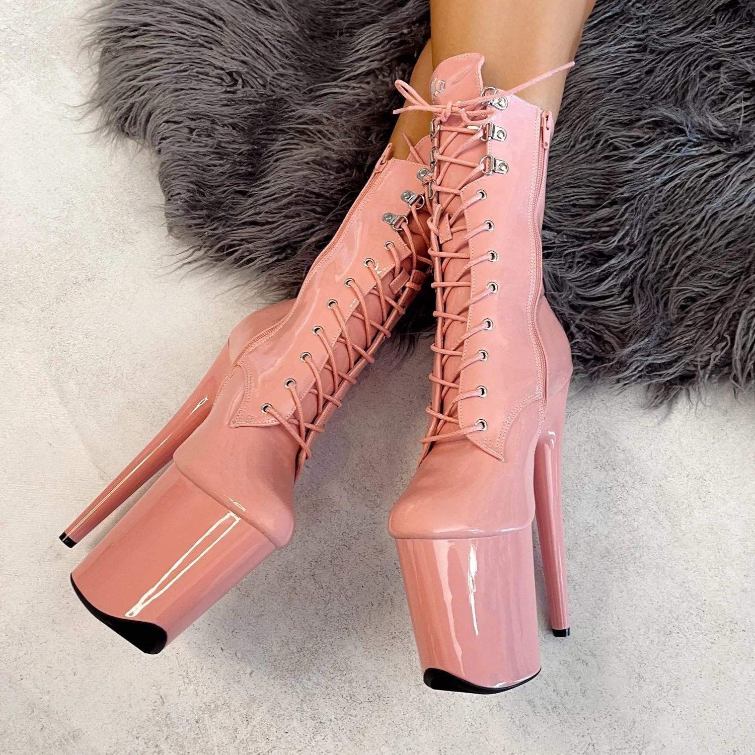 LipKit Boot - Candy Shop - 9 INCH