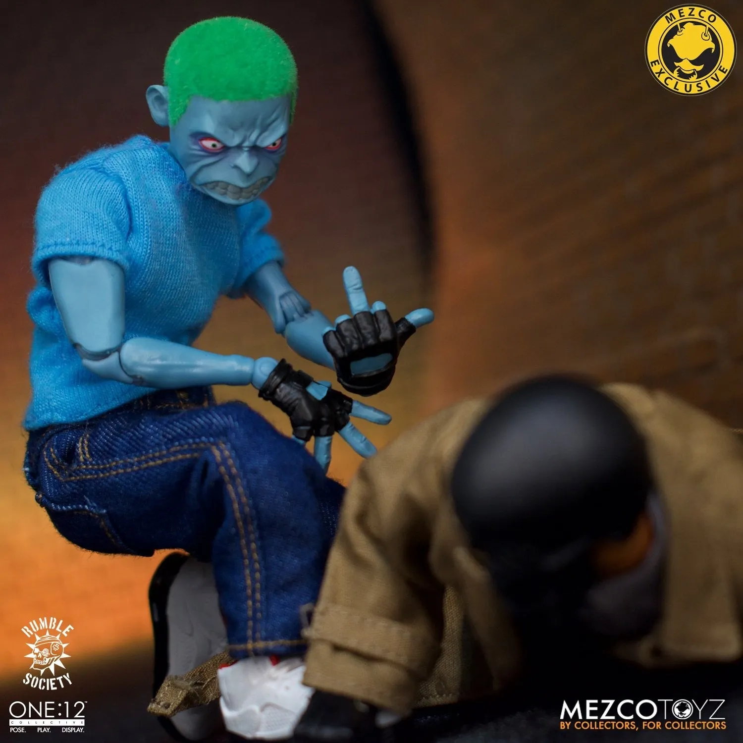 MEZCO One:12 Collective Rumble Society - Hoodz: Vapor in Collector Lunch Box Tin (MEZCO Rumble Society Exclusive)