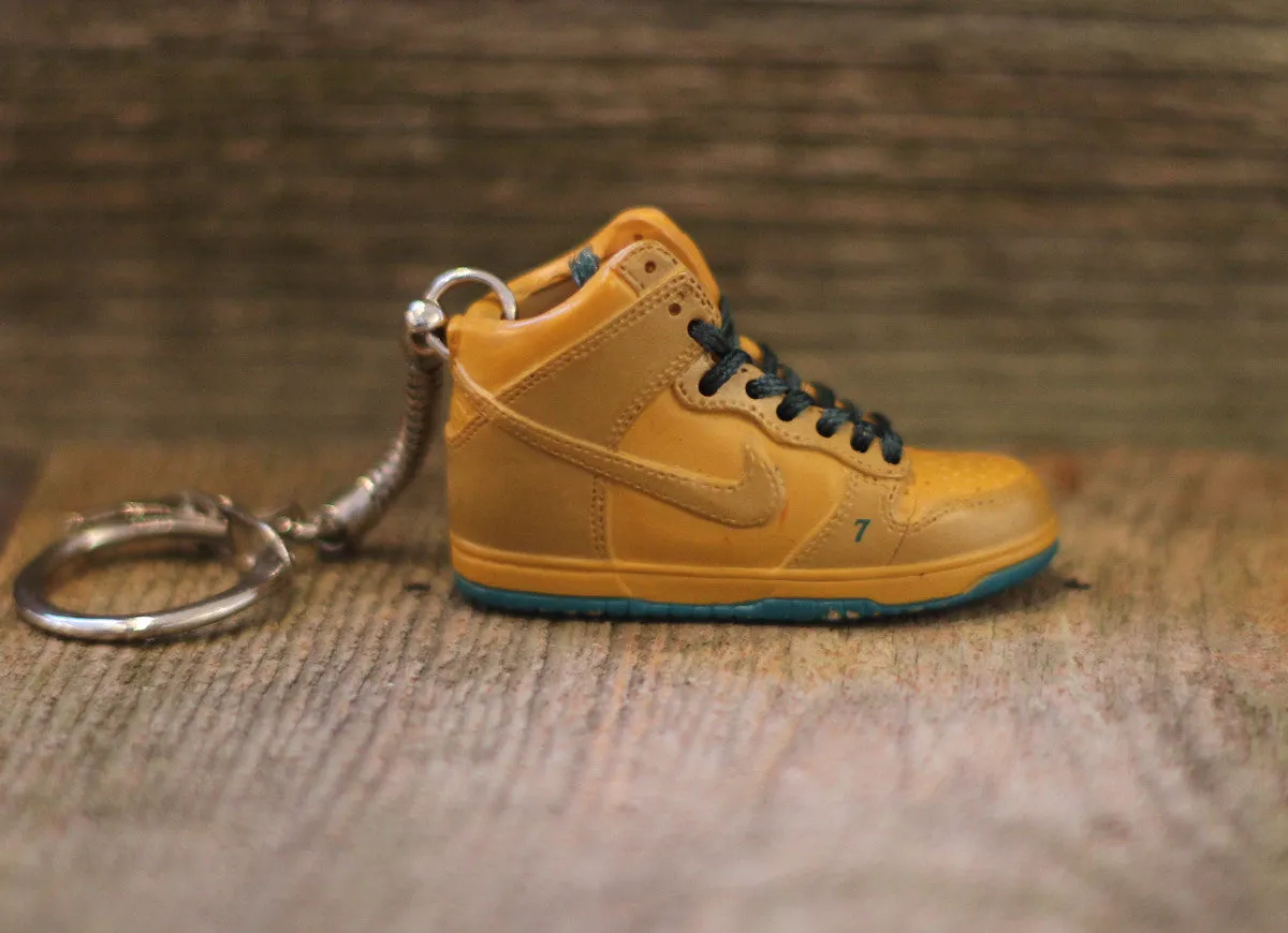 Nike SB Dunk Lucky High Sneaker Keychain