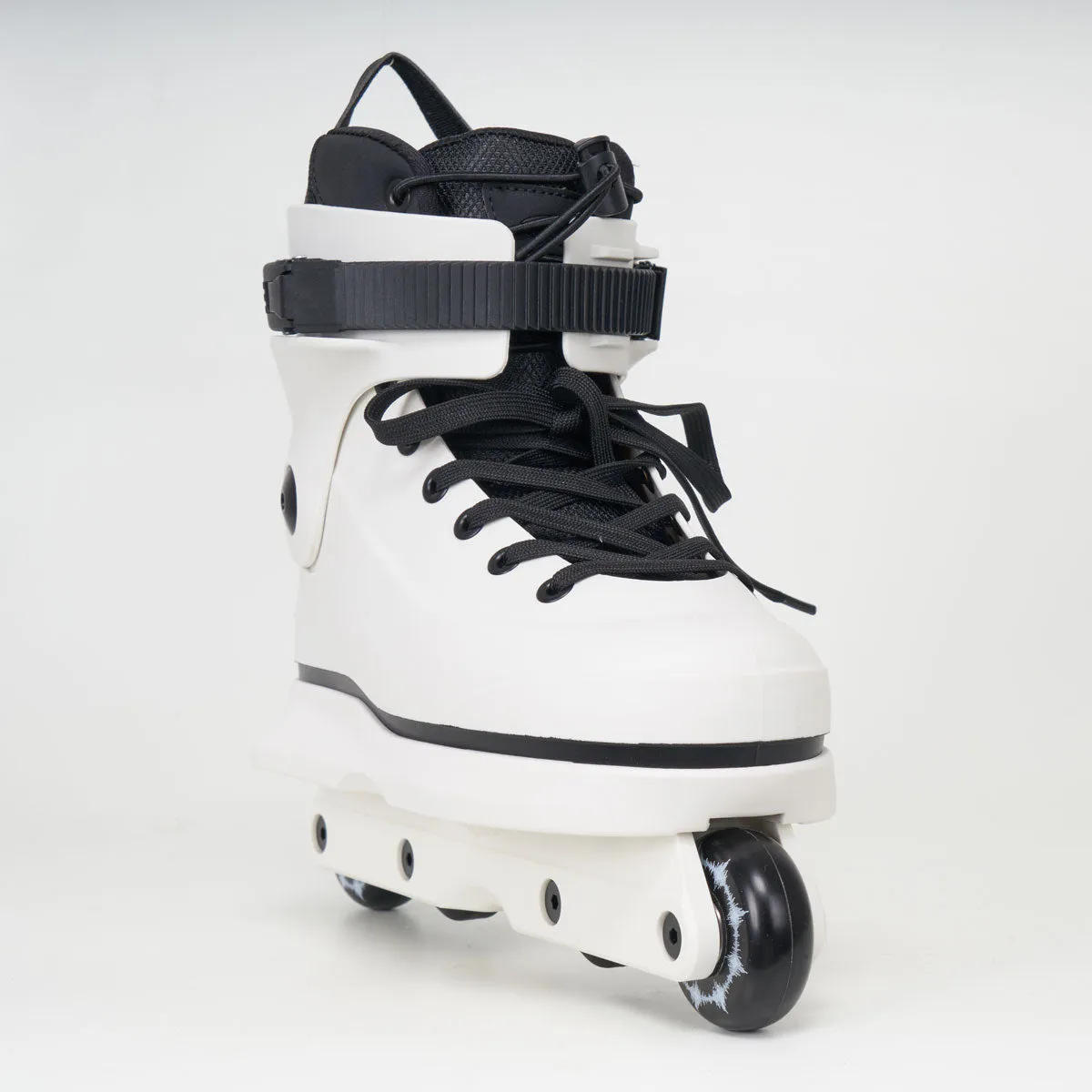 Standard Omni V.1 Skates - White - Complete W/Anti-Rocker